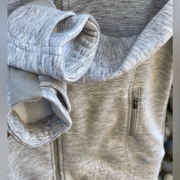 ATHLETA CYA Stronger Hoodie Jacket in Grey - full Zip Womens XXSmall - Picture 4 of 7